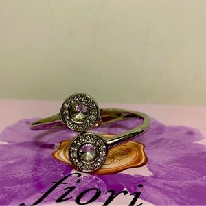 Very beautiful bracelet!